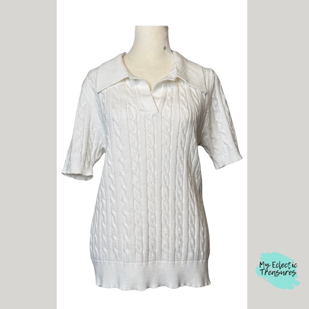 ✨Host Pick!✨White V-Neck Cable Knit Sweater Size Large